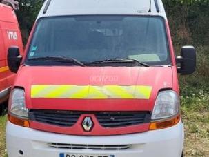 Fourgon avec parois et toit rigide Renault Master