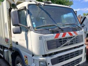 Benne à ordure ménagères Volvo FM