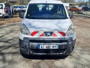 Fourgon avec parois et toit rigide Peugeot Partner