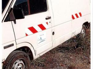 Fourgon avec parois et toit rigide Renault Trafic