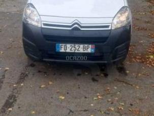 Fourgon avec parois et toit rigide Citroën Berlingo