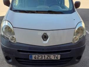 Fourgon avec parois et toit rigide Renault Kangoo