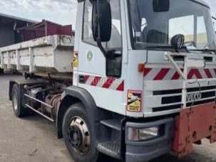 Benne basculante de chantier et de TP Iveco 130E18
