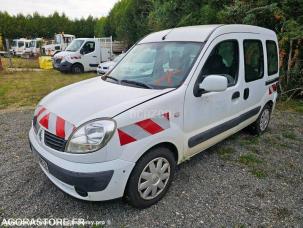 Fourgon avec parois et toit rigide Renault Kangoo