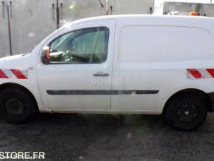 Fourgon avec parois et toit rigide Renault Kangoo