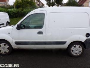 Fourgon avec parois et toit rigide Renault Kangoo