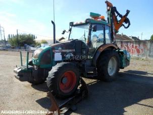 Tracteur agricole Renault ERGOS 100