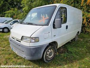 Fourgon avec parois et toit rigide Citroën Jumper