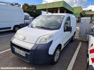 Fourgon avec parois et toit rigide Fiat Fiorino