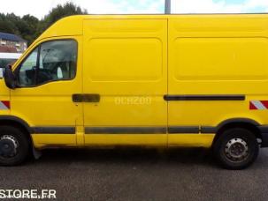 Fourgon avec parois et toit rigide Renault Master