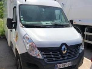 Fourgon avec parois et toit rigide Renault Master