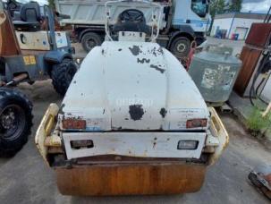 Compacteur tandem Bomag