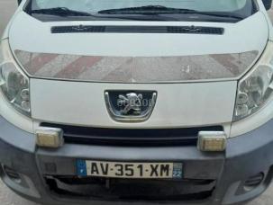 Fourgon avec parois et toit rigide Peugeot