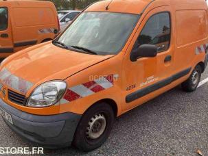 Fourgon avec parois et toit rigide Renault Kangoo