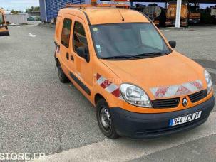 Fourgon avec parois et toit rigide Renault Kangoo