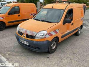 Fourgon avec parois et toit rigide Renault Kangoo