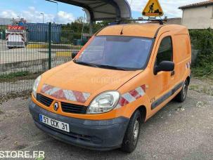 Fourgon avec parois et toit rigide Renault Kangoo