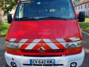 Fourgon avec parois et toit rigide Renault Master