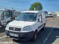 Fourgon avec parois et toit rigide Fiat DOBLO