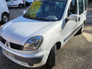 Fourgon avec parois et toit rigide Renault Kangoo