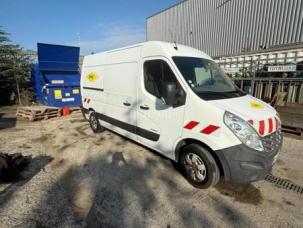 Fourgon avec parois et toit rigide Renault Master