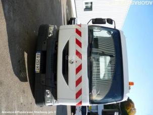 Benne basculante de chantier et de TP Renault MIDLUM 220 DCI