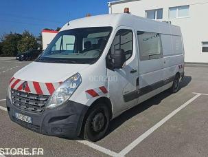 Fourgon avec parois et toit rigide Renault Master