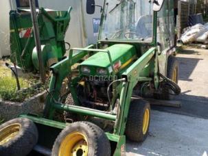 Tracteur agricole John Deere 855