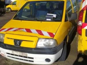 Fourgon avec parois et toit rigide Peugeot Expert