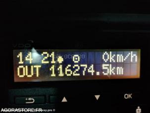 Fourgon avec parois et toit rigide Renault Master