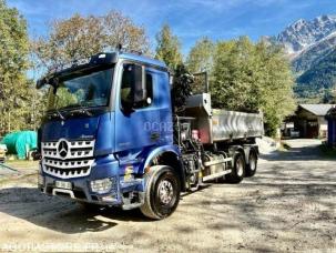 Benne basculante de chantier et de TP Mercedes Arocs