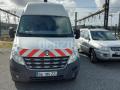Fourgon avec parois et toit rigide Renault Master