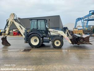 Tractopelle rigide nc 860