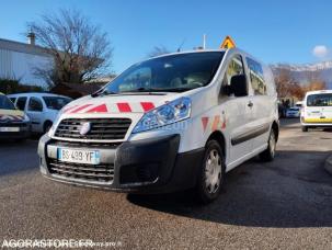 Fourgon avec parois et toit rigide Fiat Scudo