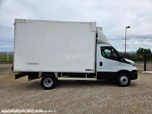 Fourgon avec parois et toit rigide Iveco Daily