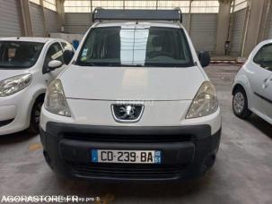 Fourgon avec parois et toit rigide Peugeot Partner