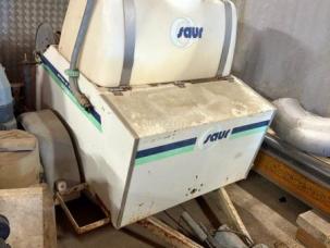 Fourgon bâché avec parois rigides nc