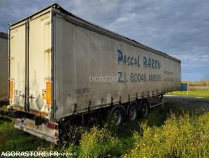 Carrosserie à parois latérales souples coulissantes (PLSC) Fruehauf