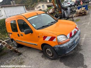 Fourgon avec parois et toit rigide Renault Kangoo