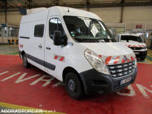 Fourgon avec parois et toit rigide Renault Master