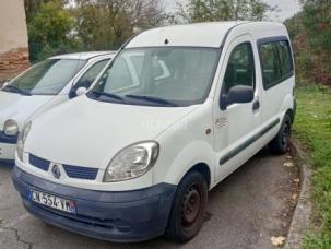 Fourgon avec parois et toit rigide Renault Kangoo