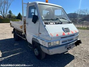 Benne basculante de chantier et de TP Renault B80