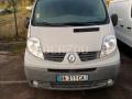 Fourgon avec parois et toit rigide Renault Trafic