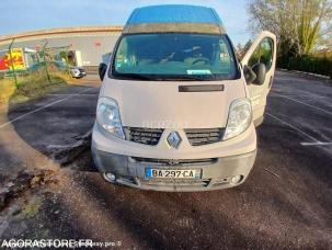 Fourgon avec parois et toit rigide Renault Trafic