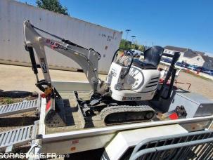 Mini-pelle Jcb 8010CTS