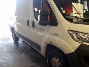 Fourgon avec parois et toit rigide Fiat Ducato