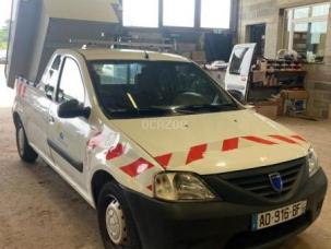 Benne basculante de chantier et de TP Dacia Logan