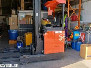 Chariot gros tonnage à fourches Toyota RRE2