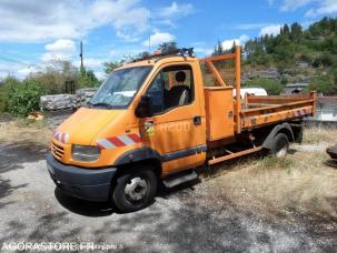 Benne basculante de chantier et de TP Renault Mascott