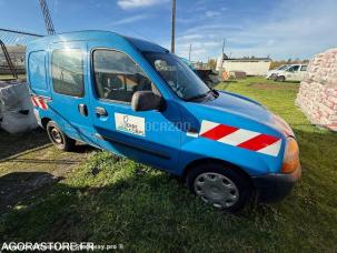 Fourgon avec parois et toit rigide Renault Kangoo